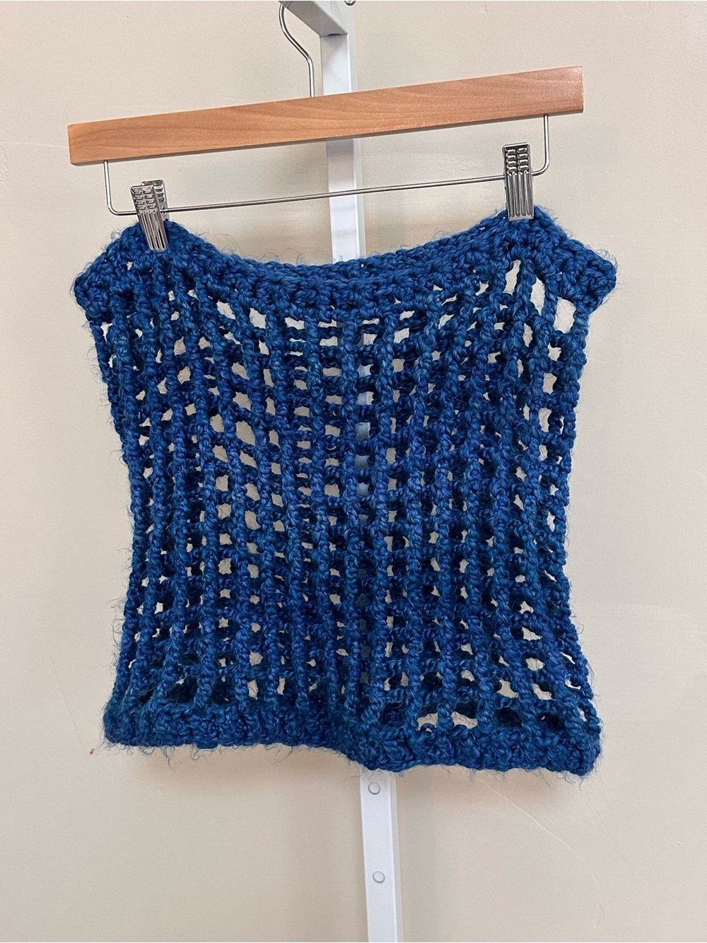 Chunky Blue Hand Knit Crochet Infinity Scarf Cowl 13” x 13” - Picture 3 of 4